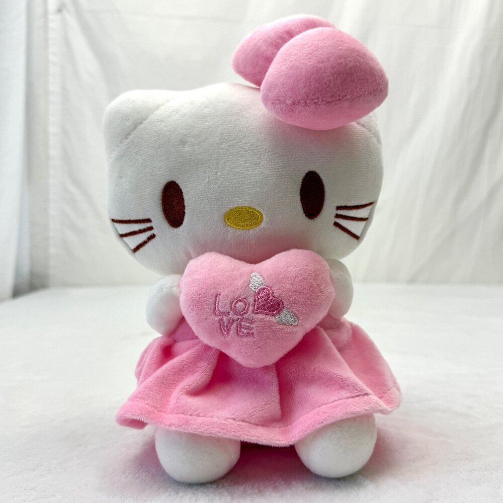 Sanrio Hello Kitty Kawaii Heart Holding 9" Plush Toy Pink White